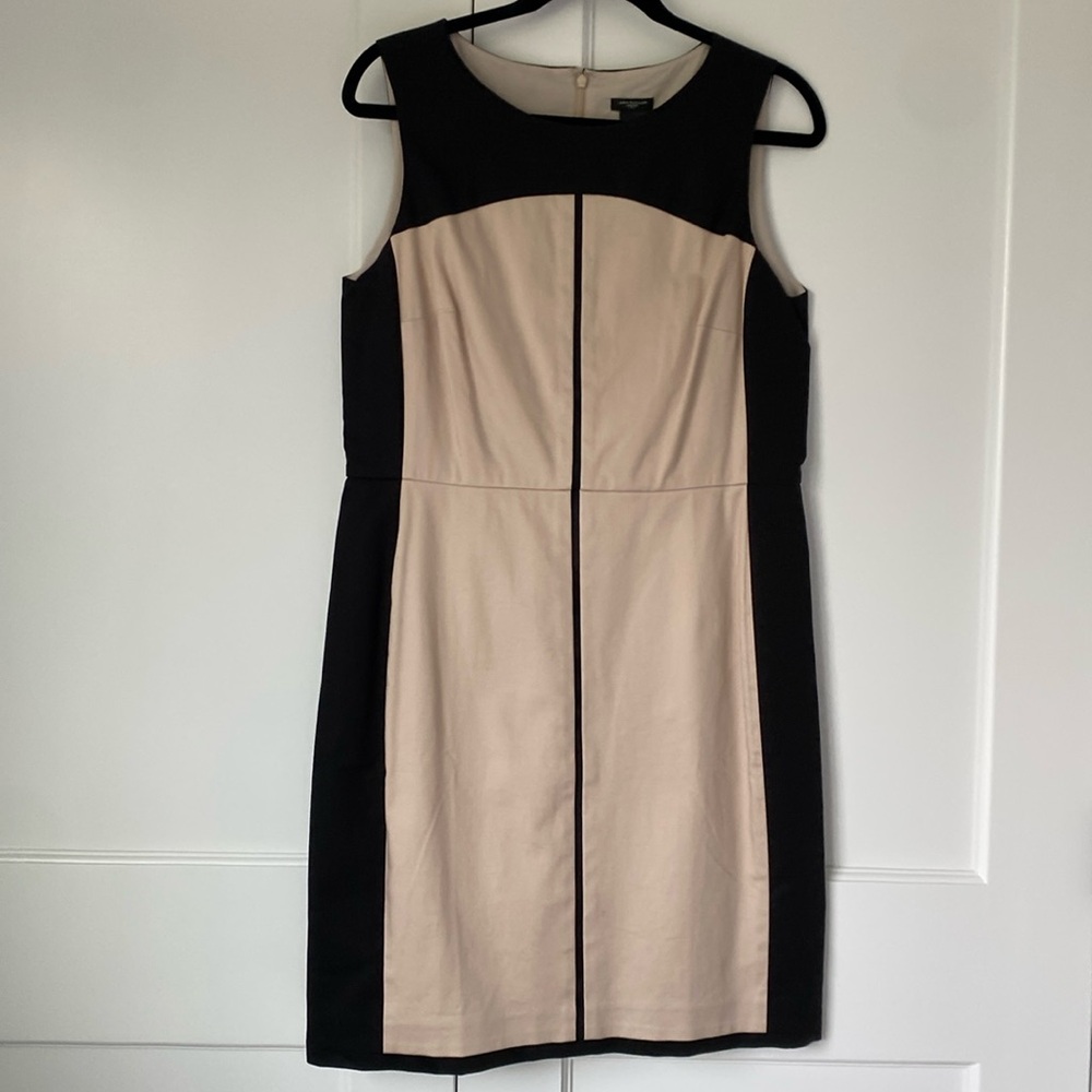 Ann Taylor NWOT color block sleeveless dress tan & black 98% cotton 12P washable